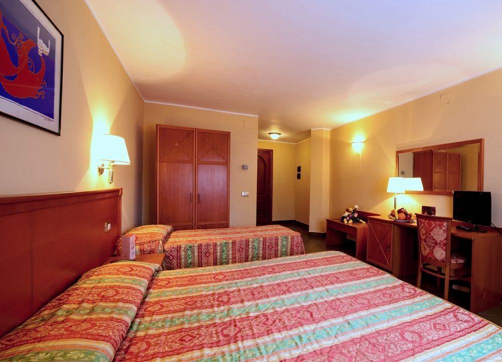 Th Cinisi - Florio Park Hotel Extérieur photo