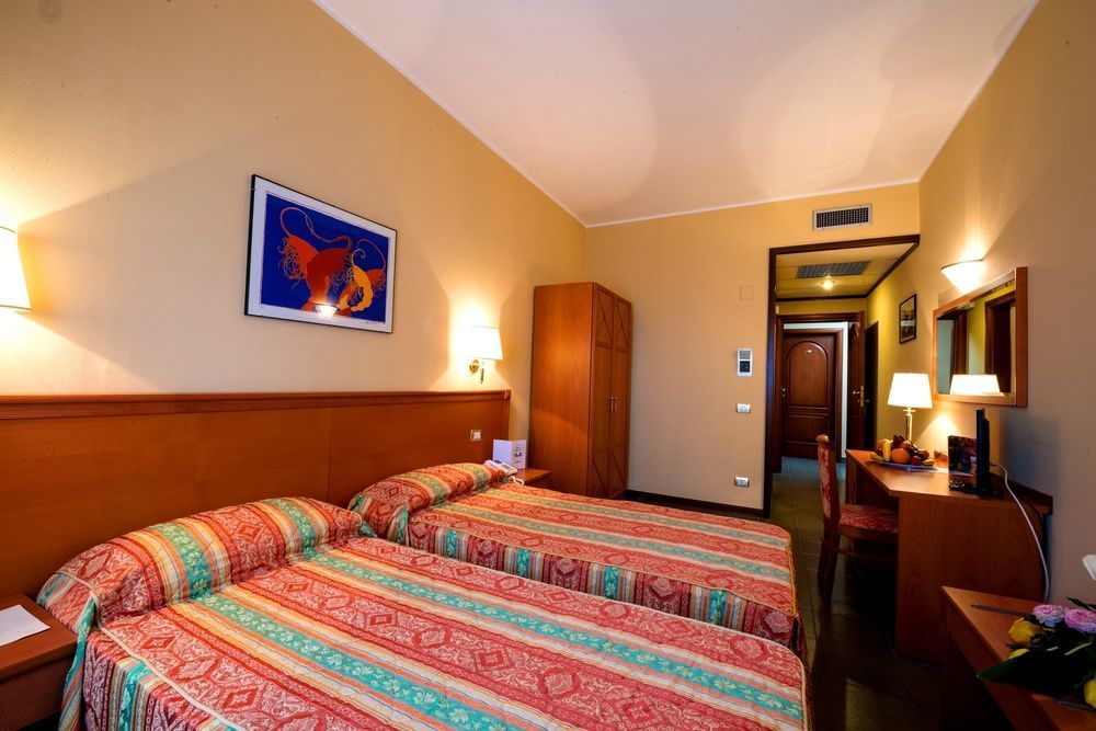 Th Cinisi - Florio Park Hotel Extérieur photo