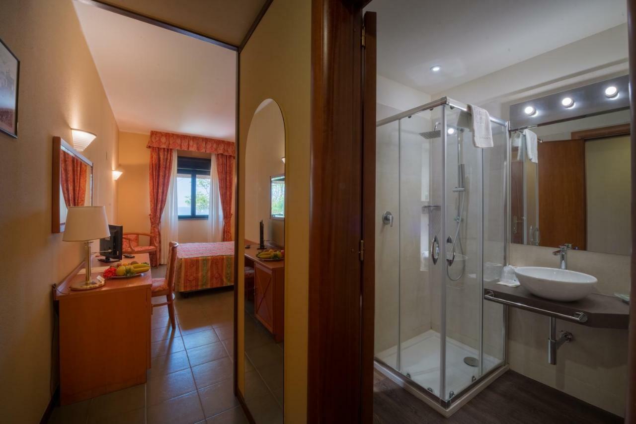 Th Cinisi - Florio Park Hotel Extérieur photo